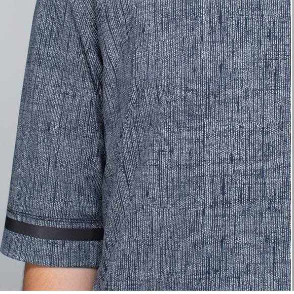 Lululemon - Get it on - Shift style keyhole back grey dress - Picture 3 of 14